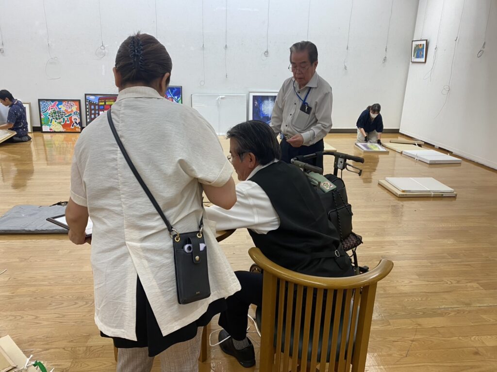 福岡大樹LC　福岡ノーマライゼーションLC共催の日韓障がい者美術交流会に参加