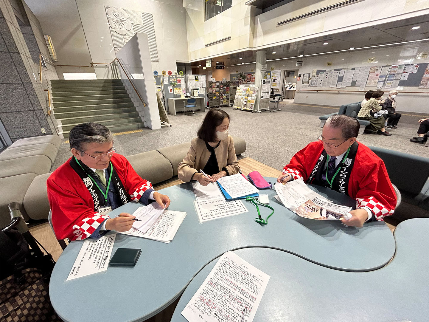 小島よしきデビュー1周年記念 障がい者支援チャリティコンサート開催