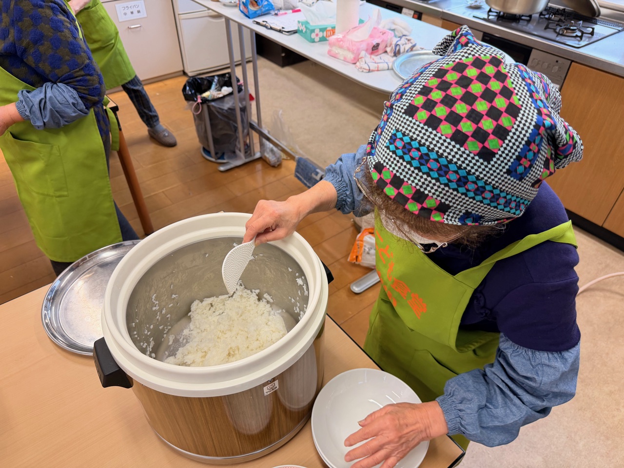 福岡筑前LC 11月22日 子ども食堂“絆”&ひとり親世帯向けFood Support活動報告