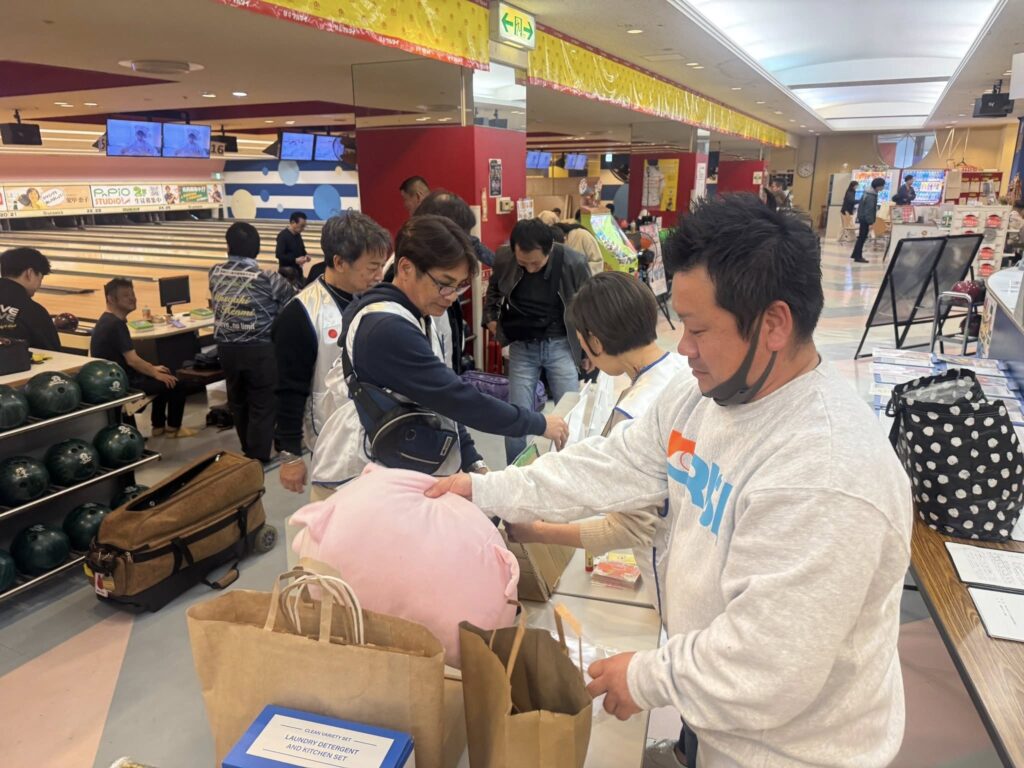 福岡文化平和LC青少年育成支援チャリティボウリング大会