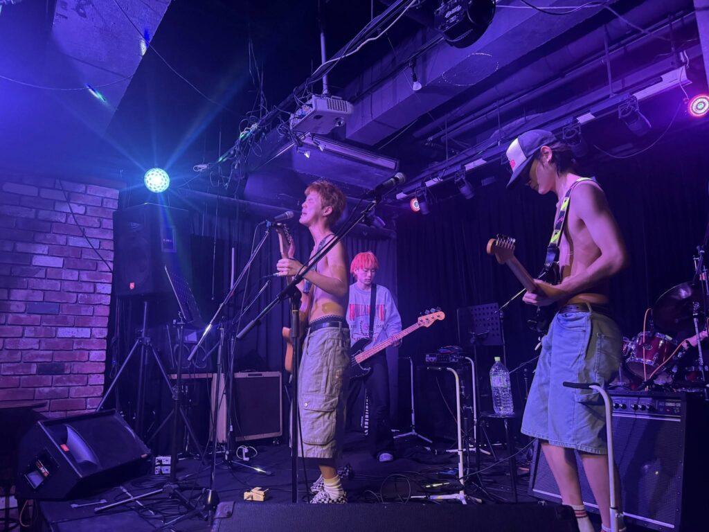 福岡文化平和LC　チャリティライブ　報告