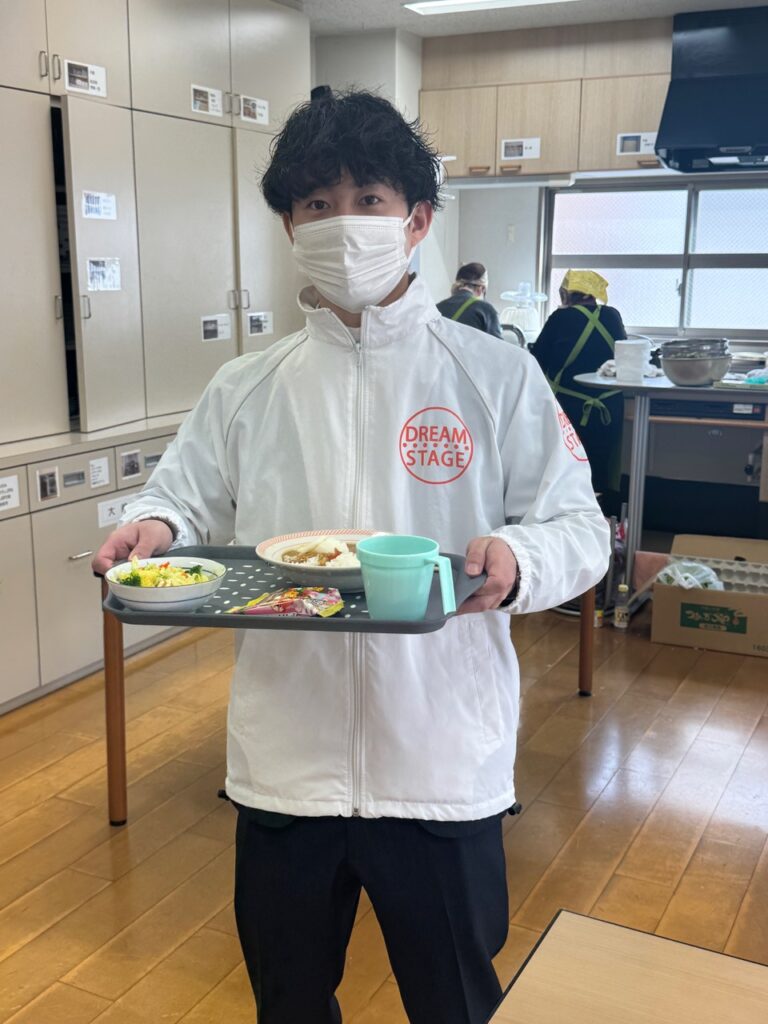 福岡筑前LC　【活動報告】 子ども食堂“絆”＆フードサポート