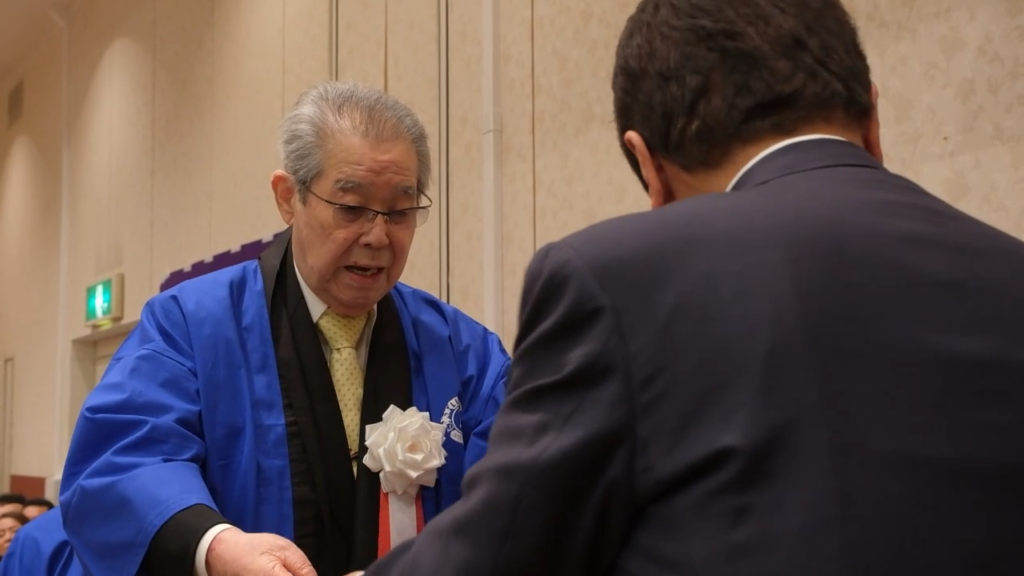 福岡フィフティーLC 福岡フィフティーライオンズクラブ創立25周年記念式典の開催