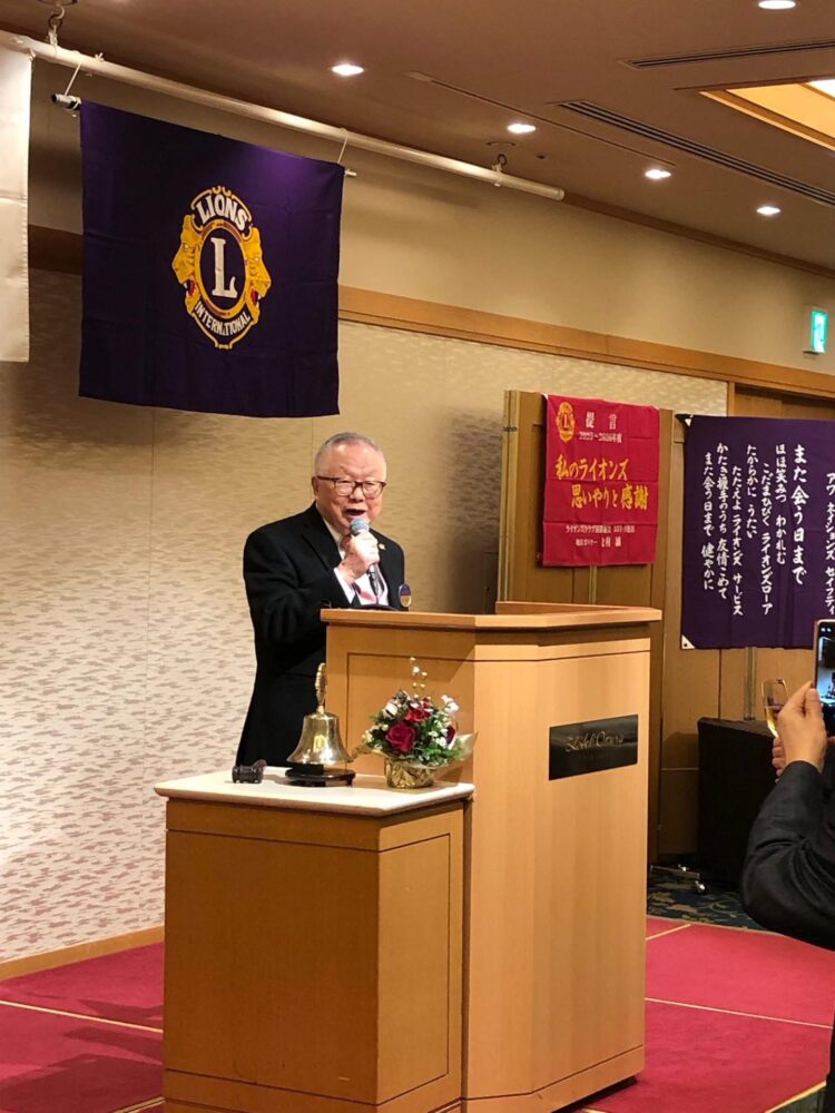 福岡北LC 第1147回 例会報告(クリスマス例会)