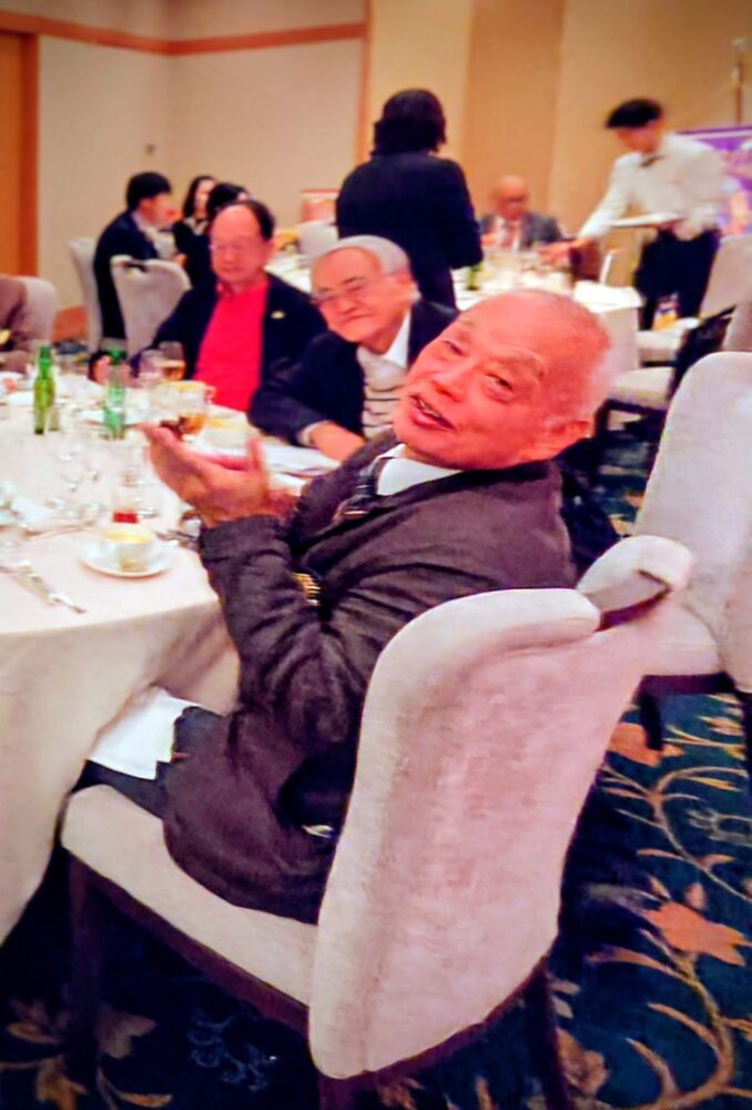 福岡北LC 第1147回 例会報告(クリスマス例会)