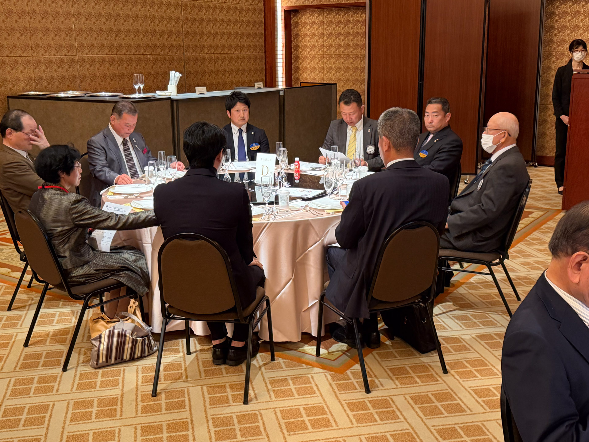 337-A地区6R1Z合同花見懇親例会 報告