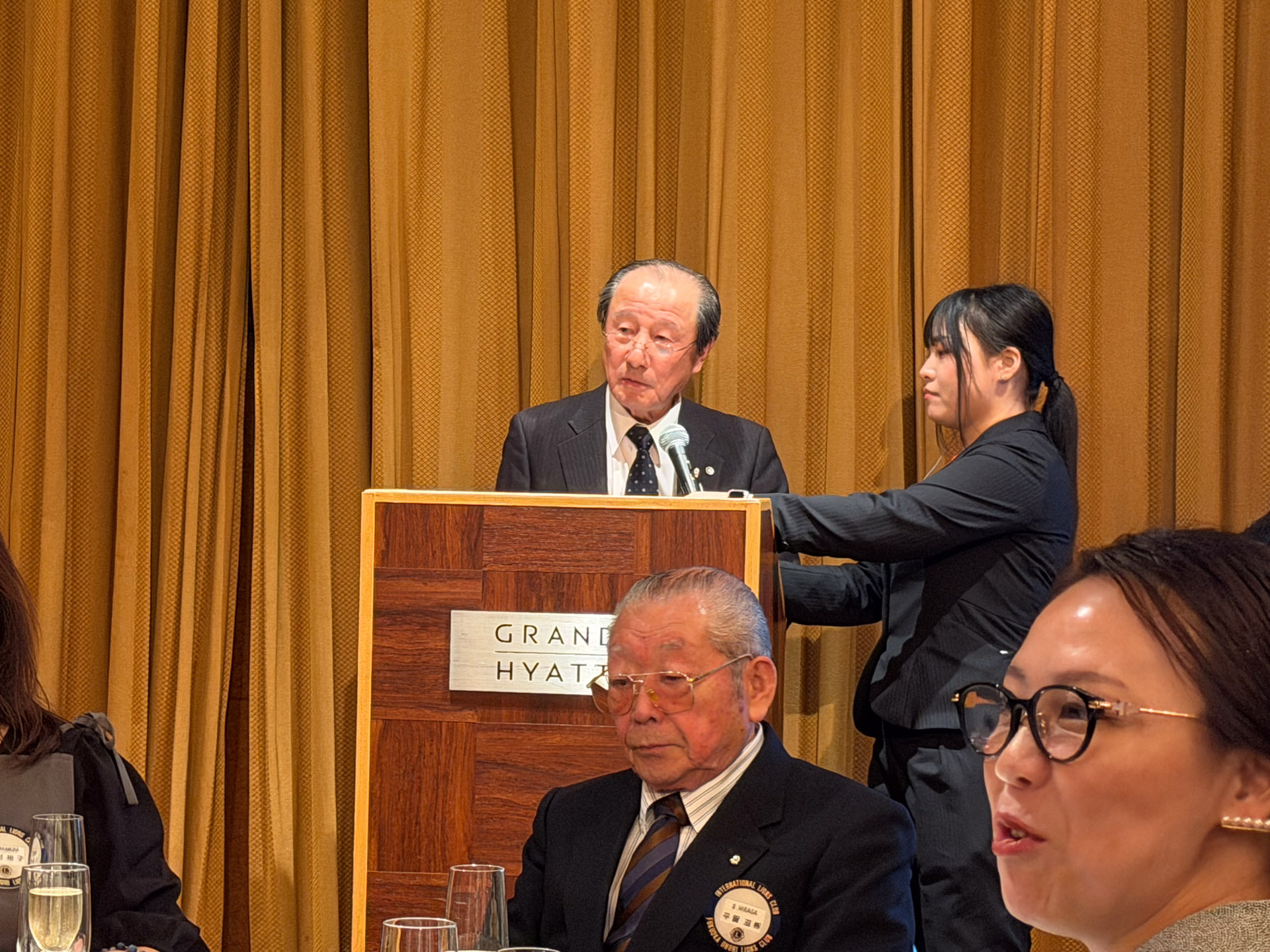 337-A地区6R1Z合同花見懇親例会 報告