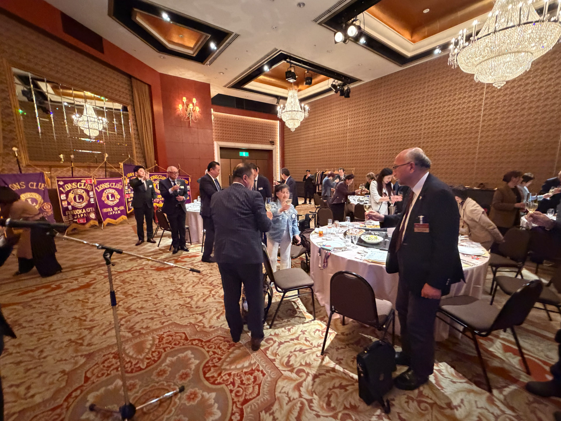 337-A地区6R1Z合同花見懇親例会 報告