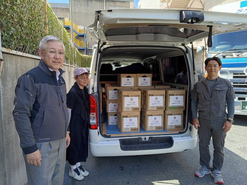 福岡赤坂LC　2回目の飲料水を搬送しました