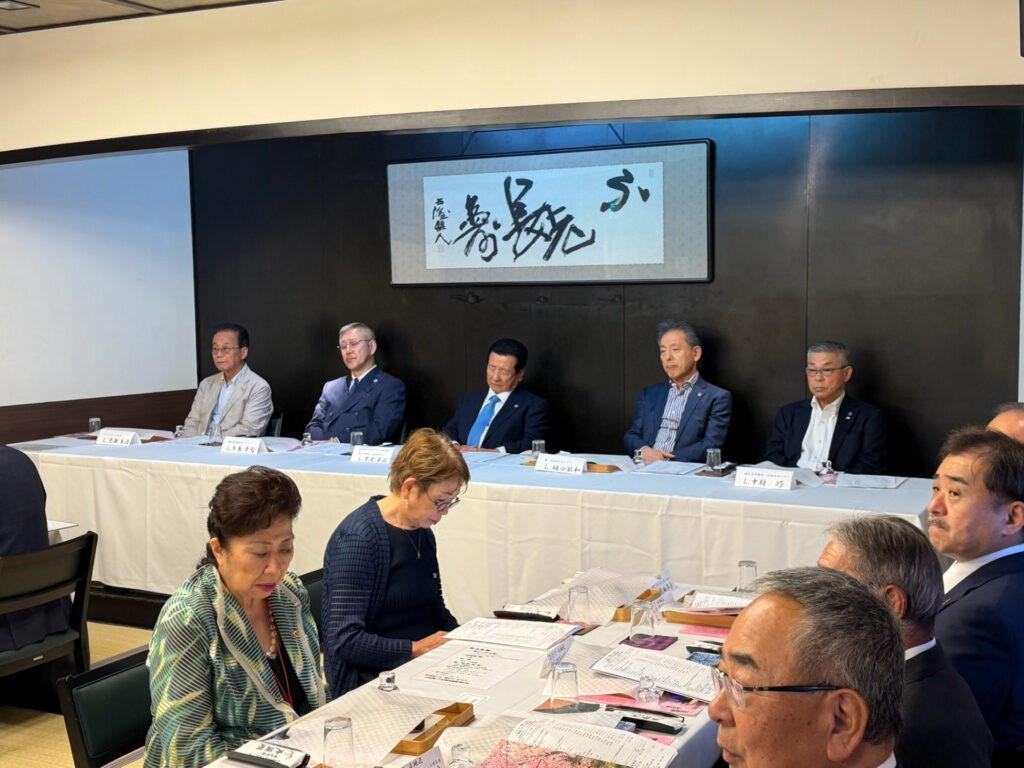 福岡桜ライオンズクラブ第881回例会（納涼例会）報告