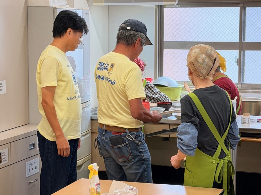 福岡筑前LC　西公園清掃活動と子ども食堂“絆” 活動報告